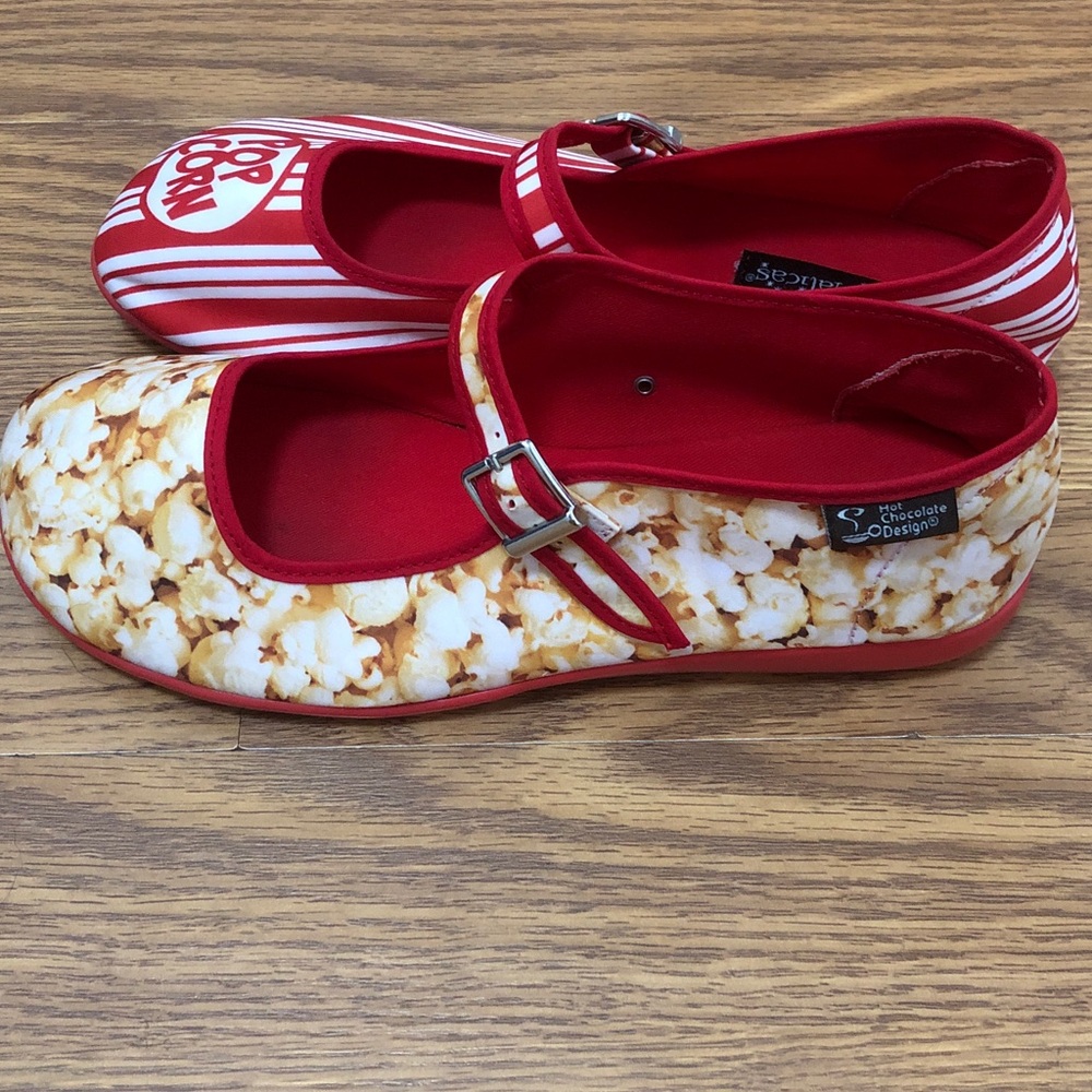 Hot Chocolate Popcorn Mary Janes Red Novelty Flats size 38 (US Size 8) - Picture 2 of 9